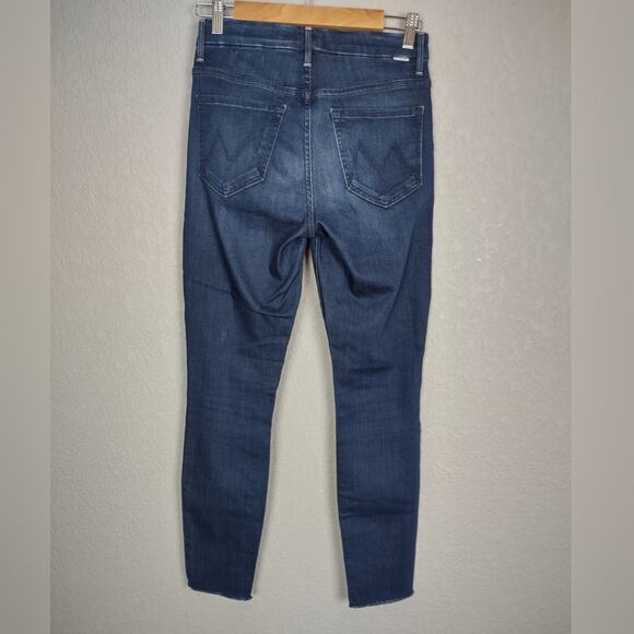 MOTHER High Waisted Looker Ankle Fray Jeans Tongue and Chic Size 26 - Picture 3 of 16